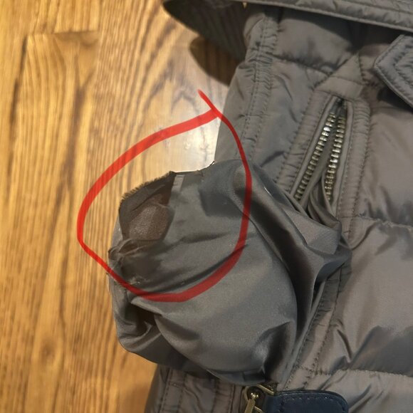 Burberry Brit Women’s Down Puffer Jacket – Size Small (Mink Grey) - Picture 9 of 9